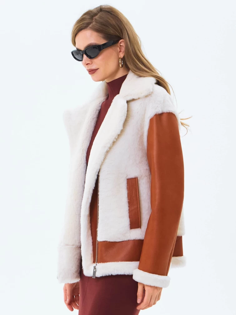 Короткая женская дубленка из натуральной овчины премиум класса 2066, виски, размер 44, артикул 64710-3