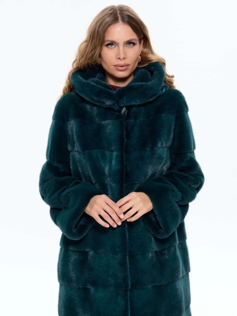 Зеленая норковая женская шуба с капюшоном 2а(к), размер 50, артикул 65490-6