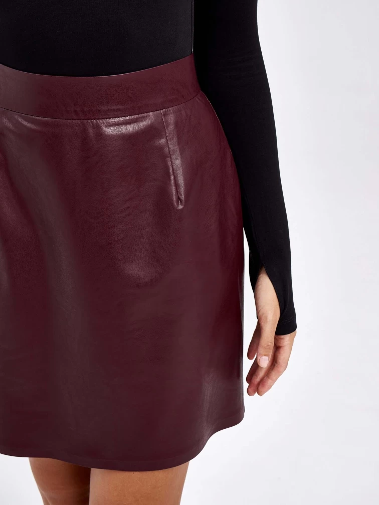 Женские кожаная юбка из экокожи 4666832, бордовая, размер 46, артикул 85860-2