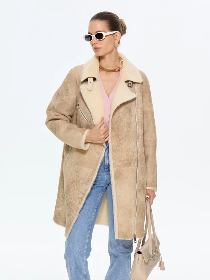 Бежевая женская дубленка косуха 2069, размер 42, артикул 65200-3