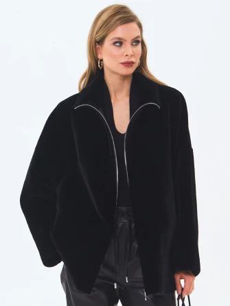 Короткая женская дубленка из астрагана на молнии 2065-0